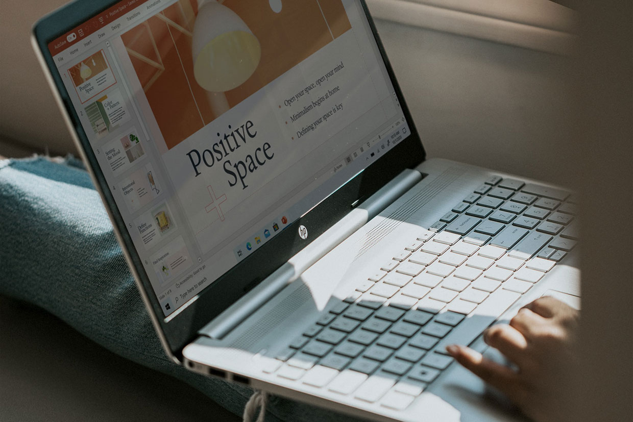 Integer quis nisl at orci feugiat lobortis quis a odio.