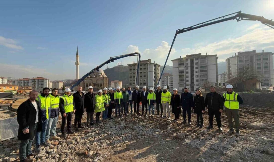Karabük’te Yeni TOKİ Projesi ile Soğuksu Mahallesi’nde Dönüşüm Başlıyor Karabük'te Soğuksu 3. Etap TOKİ Konutları'nın inşaatına başlandı. AK Parti