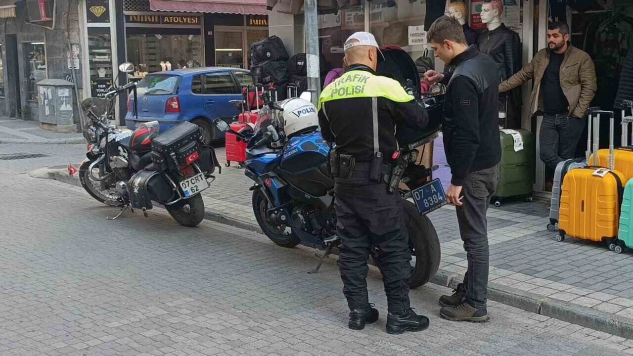 Manavgat'ta, gürültü kirliliği yaratan Ömer E.A.'ya, abartılı egzoz nedeniyle 9