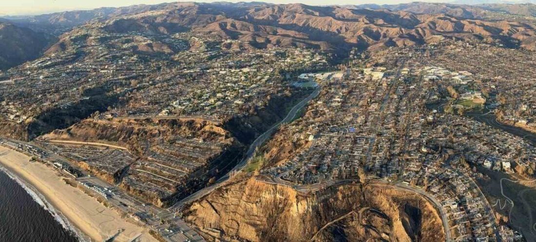 Los Angeles’taki Orman Yangınlarında Ölü Sayısı 29’a Yükseldi California'nın Los Angeles şehrinde 7 Ocak'ta başlayan orman yangınlarında can
