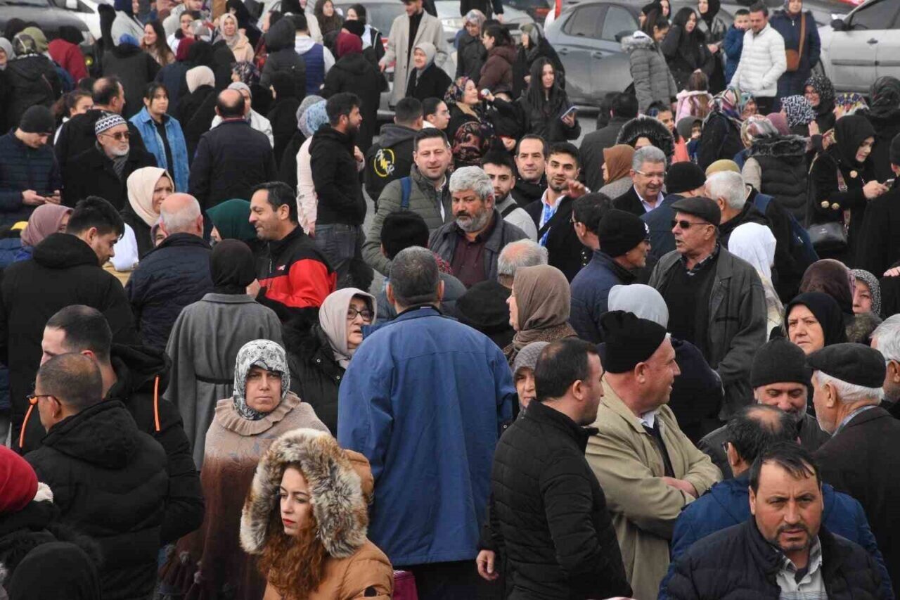 Afyonkarahisar'da sömestir tatilinde umreye gidecek 200 kişi için Fuar Alanı'nda