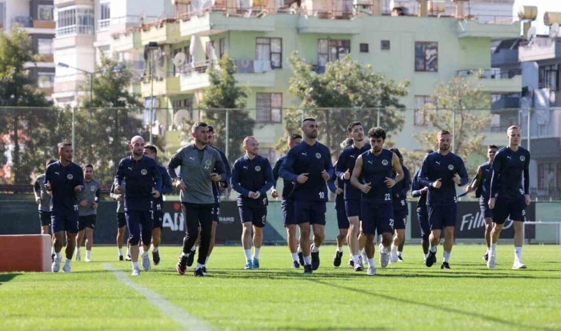Corendon Alanyaspor, Göztepe karşılaşması için hazırlıklarına hız kesmeden devam ediyor. Corendon Alanyaspor, Göztepe ile oynayacağı Süper Lig maçı için antrenmanlarına
