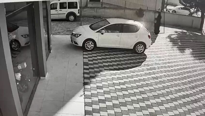 Bursa'nın Yenişehir ilçesinde bir evden 125 bin liralık altın ve