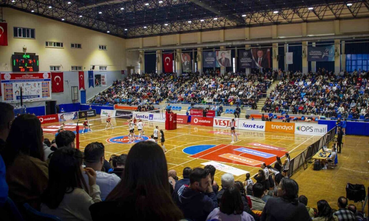 Aydın Büyükşehir Belediyespor, Vodafone Sultanlar Ligi'nde Eczacıbaşı ile oynayacağı maç