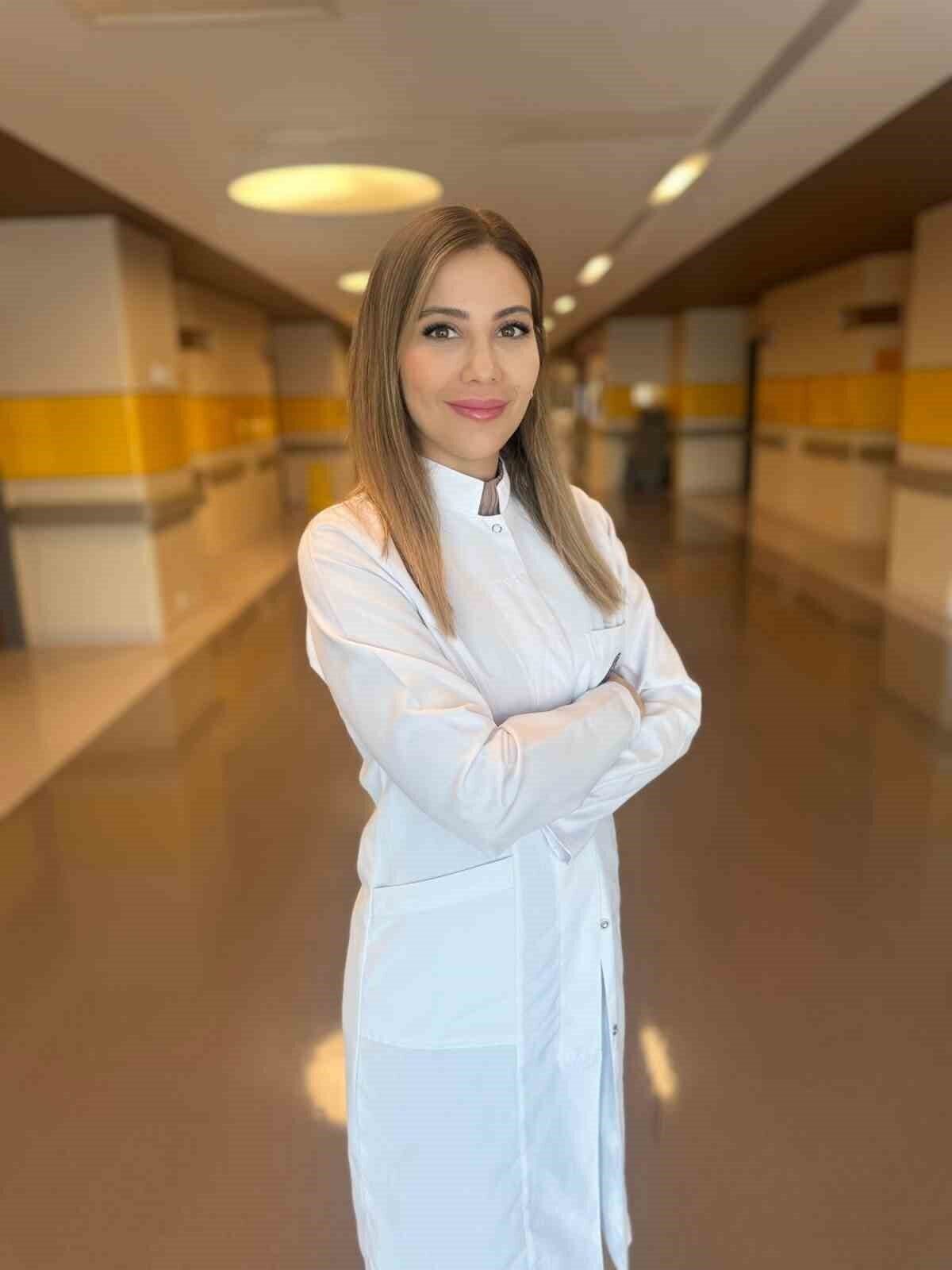 İAÜ VM Medical Park Florya Hastanesi Dermatoloji Uzmanı Dr. Nasım