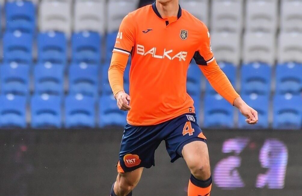 Başakşehir, Shaocong Wu’nun Beijing Guoan’a Transfer Olduğunu Açıkladı Başakşehir, 24 yaşındaki defans oyuncusu Shaocong Wu'nun Çin Süper Lig