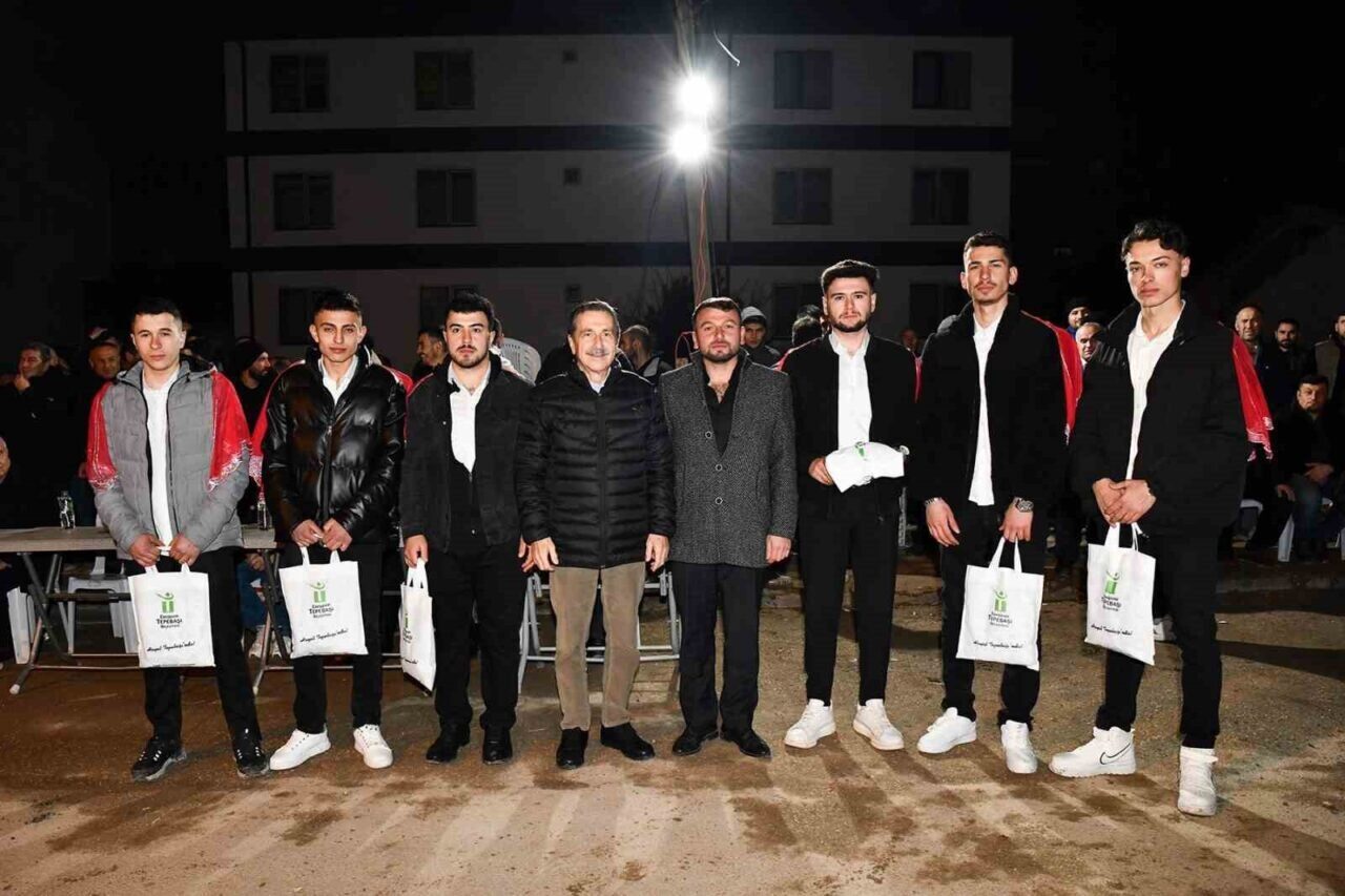 Tepebaşı Belediye Başkanı Ahmet Ataç, Samsunlular Kültür ve Sosyal Dayanışma