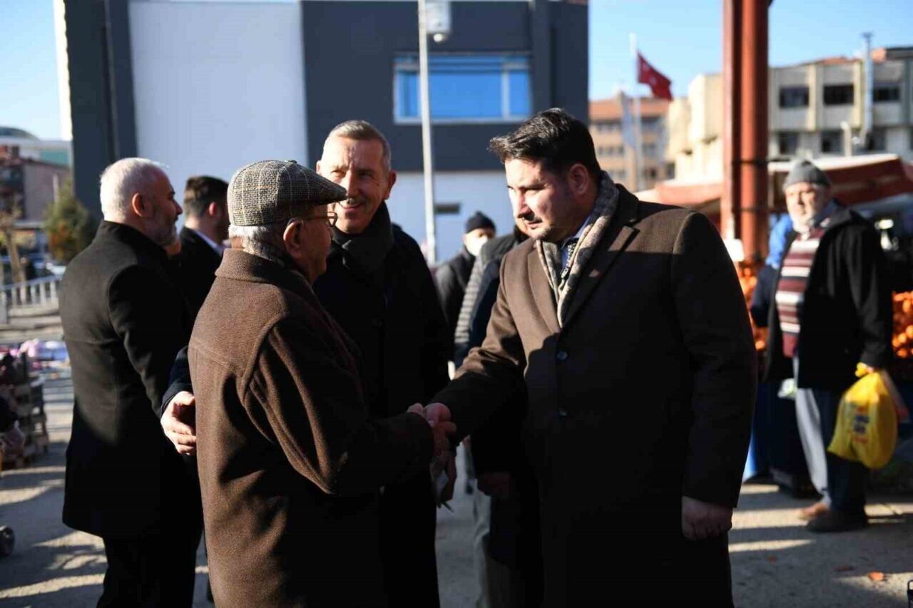 Kahramankazan Belediye Başkanı Selim Çırpanoğlu, her salı kapalı pazar yerini
