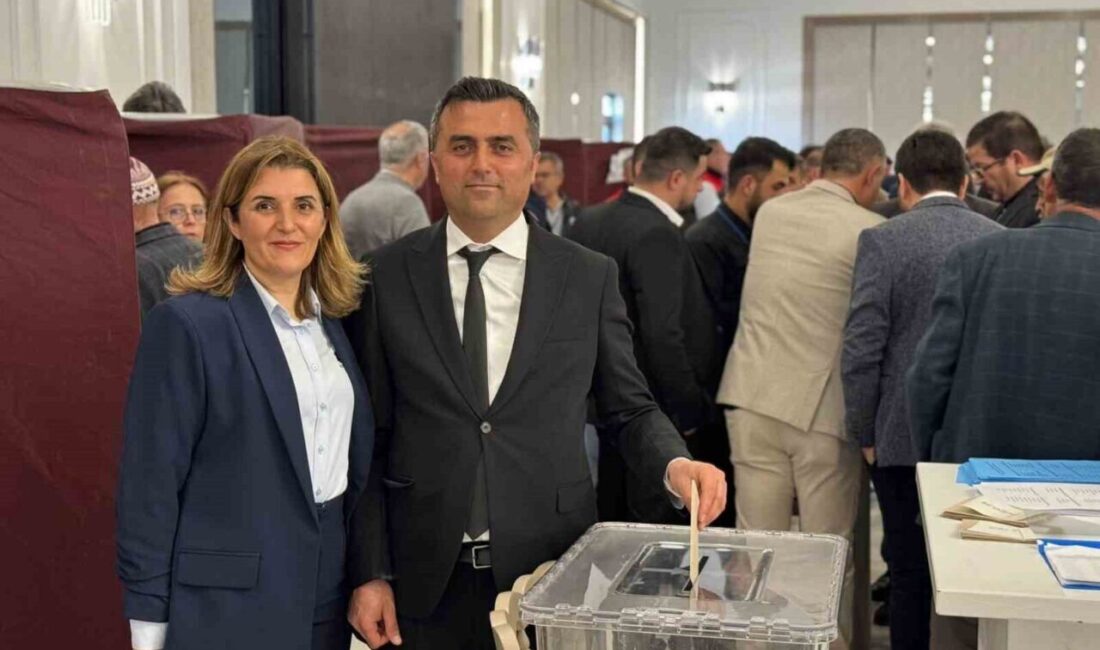 Beyağaç Belediye Başkanı Pütün, DDSYB Başkanı Arslan’a hayırlı olsun ziyaretinde bulundu. Beyağaç Belediye Başkanı Sezayi Pütün, Denizli Damızlık Sığır Yetiştiricileri Birliği