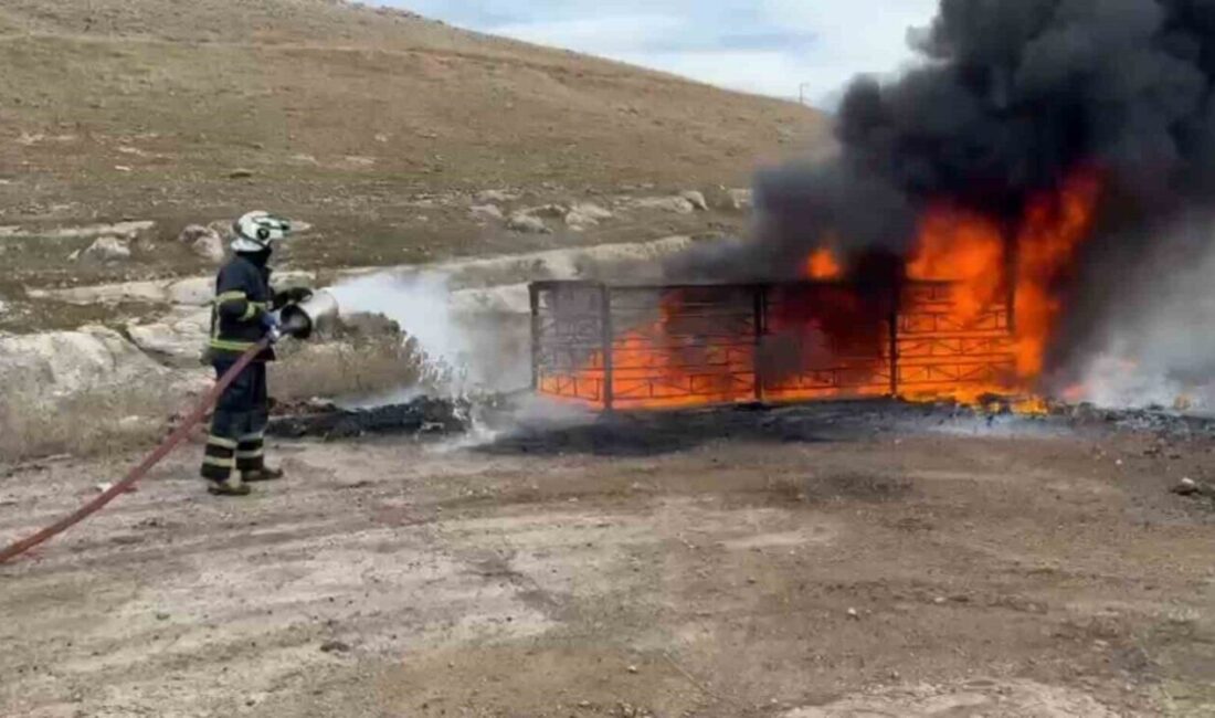 Batman’daki TPAO petrol kuyusunda çıkan yangın itfaiye tarafından kontrol altına alındı. Batman'da Türkiye Petrolleri Anonim Ortaklığı'na ait 156 numaralı petrol kuyusunda