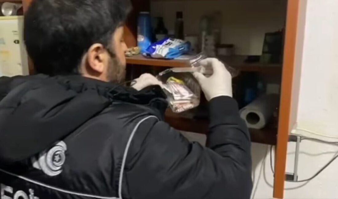 ‘Narkokapan-9’ Operasyonu Kapsamında 77 İlde 1 Ton Uyuşturucu Ele Geçirildi, 2 Bin 795 Şüpheli Yakalandı Bilecik de dahil olmak üzere 77 ilde düzenlenen 'Narkokapan-9' operasyonunda