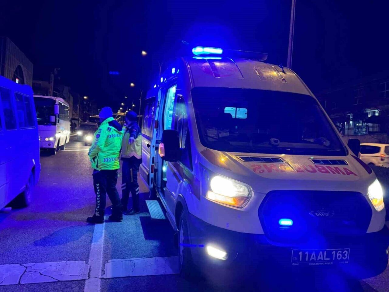 Bilecik'te motosiklet ile otomobilin çarpışması sonucu Nazif Furkan K. yaralandı.