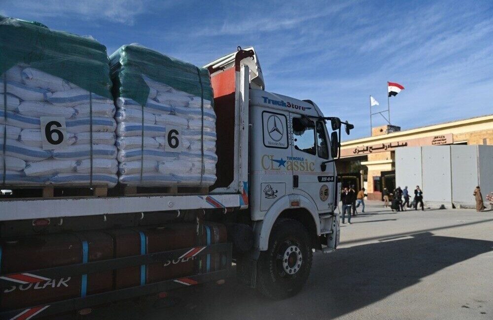 Ateşkesin İlk Gününde 630’dan Fazla İnsani Yardım Tırı Gazze’ye Ulaştı Birleşmiş Milletler, ateşkesin ilk gününde 630'dan fazla insani yardım tırının
