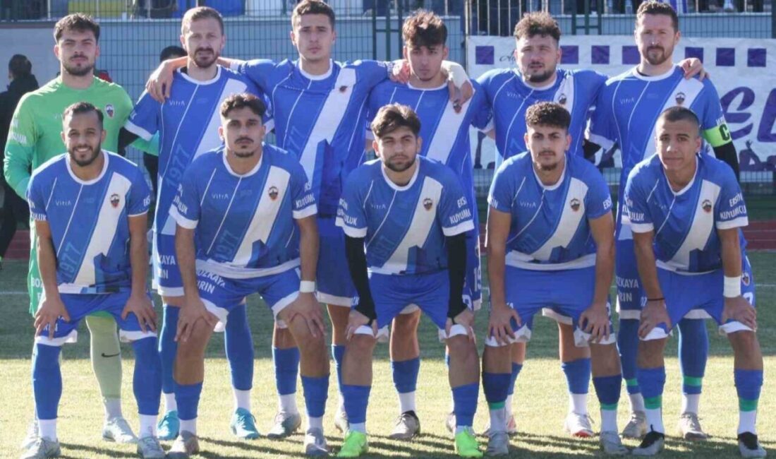 Bozüyük Vitraspor, Hendekspor karşısında zor yenildi: Son dakikalarda umutlandılar ama… Bölgesel Amatör Ligi'nde Bozüyük Vitraspor, Hendekspor'a 3-2 yenildi. İlk yarıda