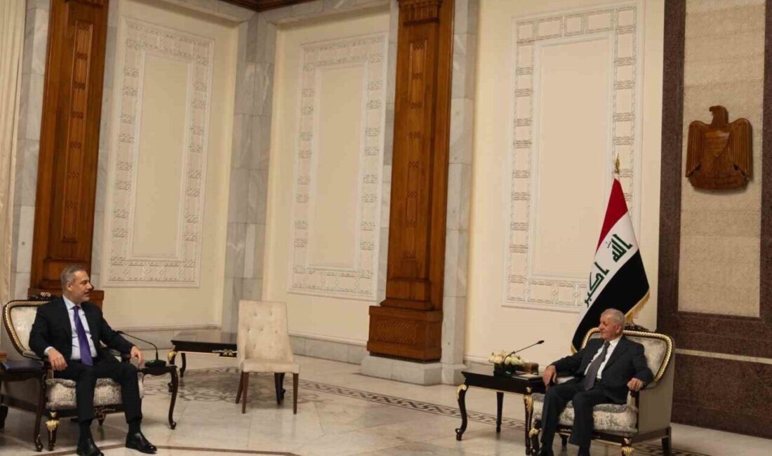 Hakan Fidan, Bağdat’ta Irak Cumhurbaşkanı Abdullatif Reşid ile görüştü Dışişleri Bakanı Hakan Fidan, Irak ziyaretinde Bağdat'ta Cumhurbaşkanı Abdullatif Reşid