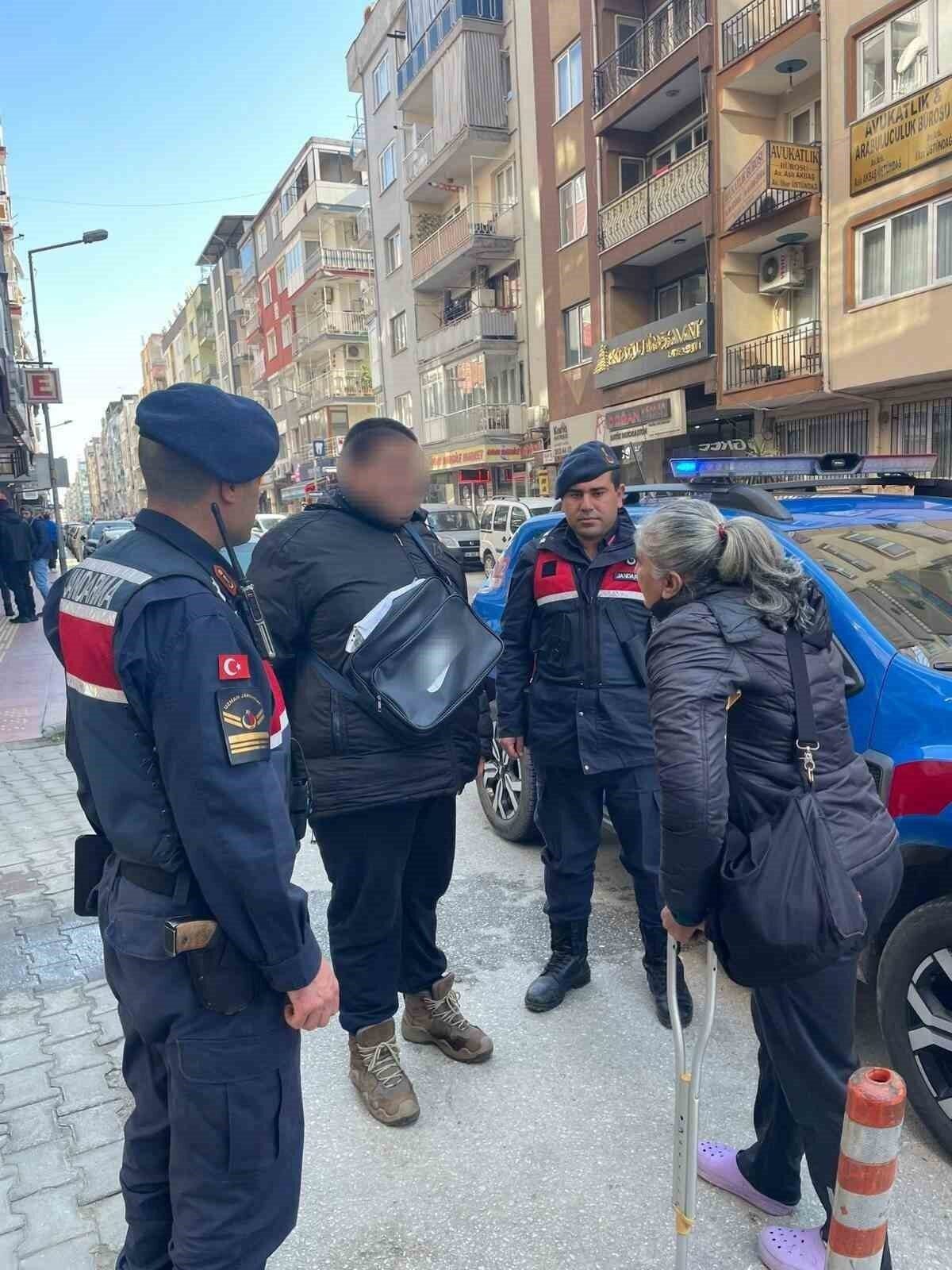 Aydın'ın Efeler ilçesinde kaybolan zihinsel engelli E.Ç., jandarmanın hızlı çalışmaları