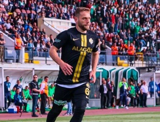 Elazığspor, 4. Transferini Halil İbrahim Sönmez ile Tamamladı Elazığspor, ara transfer döneminde Iğdır FK'dan Halil İbrahim Sönmez ile