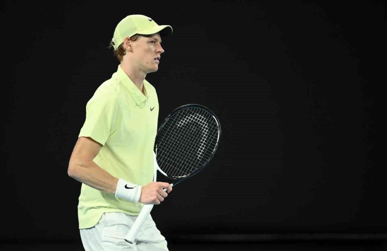 Jannik Sinner, Avusturya Açık tek erkekler finalinde Alexander Zverev'i 3-0