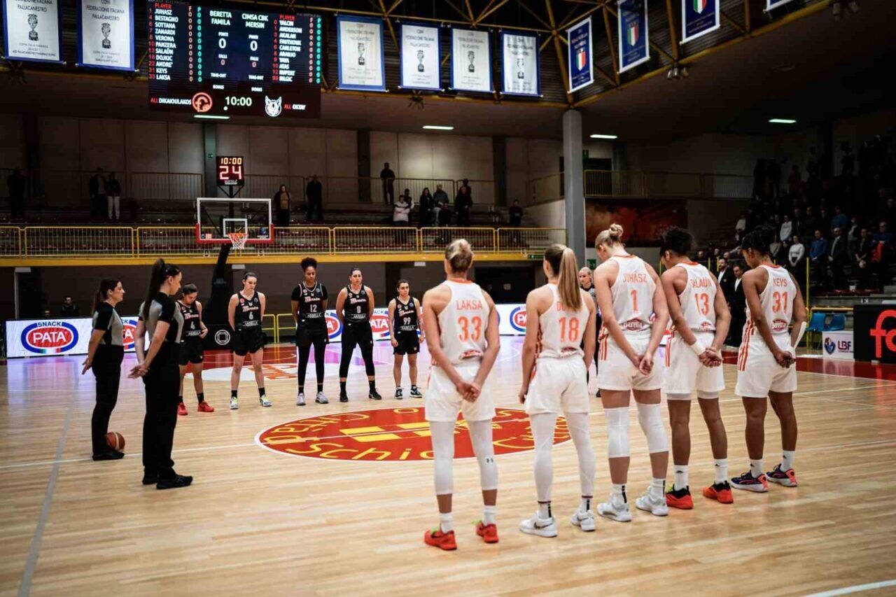 FIBA Kadınlar Euroleague 5. hafta karşılaşmasında ÇBK Mersin, İtalya'nın Famila