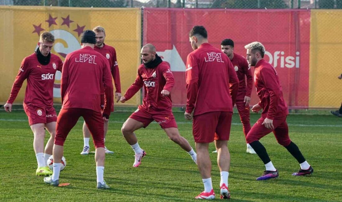 Galatasaray, Ajax Maçı İçin Antrenmanlarına Devam Ediyor Galatasaray, UEFA Avrupa Ligi'nde Ajax ile oynayacağı maç öncesi Florya