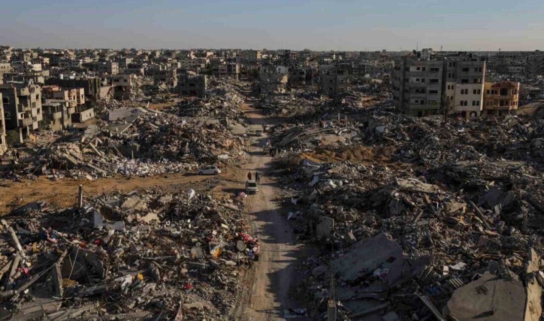 Gazze’deki İsrail saldırılarında can kaybı 47 bin 107’ye yükseldi, son 24 saatte 68 cenaze çıkarıldı. Gazze Şeridi'nde İsrail'in saldırıları sonucunda can kaybı 47 bin 107'ye,
