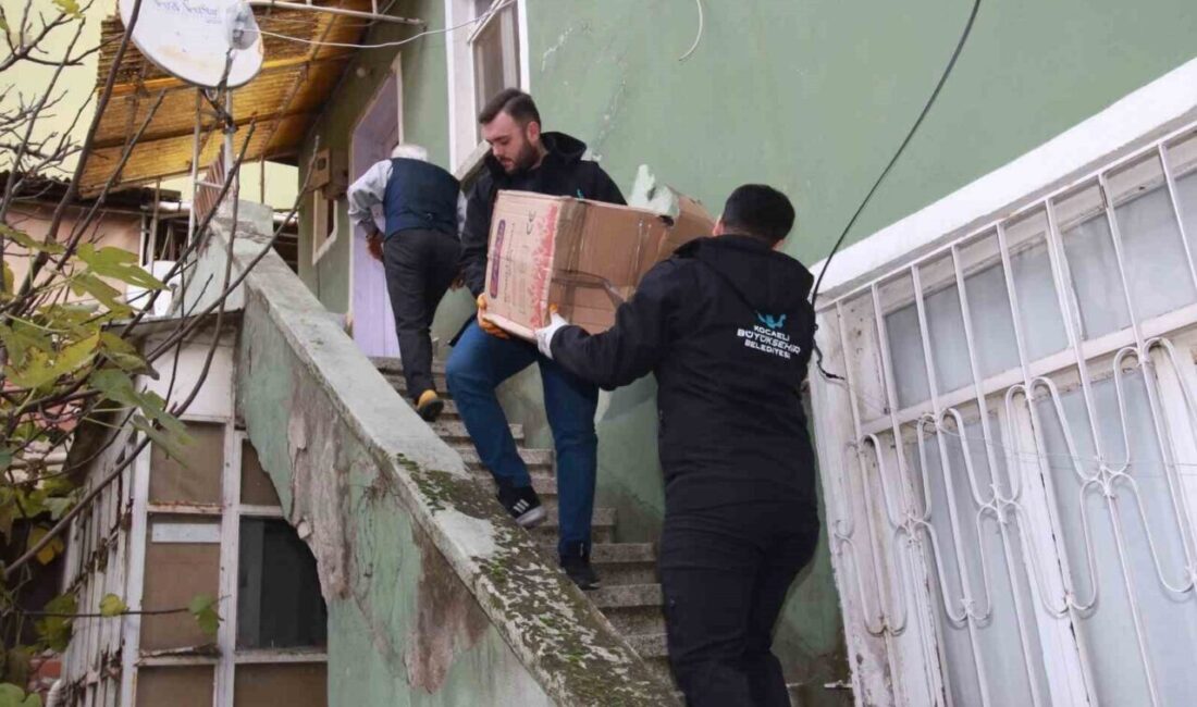Kocaeli Büyükşehir Belediyesi, ihtiyaç sahiplerine yeni soba yardımı yapmaya başladı Kocaeli Büyükşehir Belediyesi, kış aylarında ihtiyaç sahiplerine destek vermeye devam