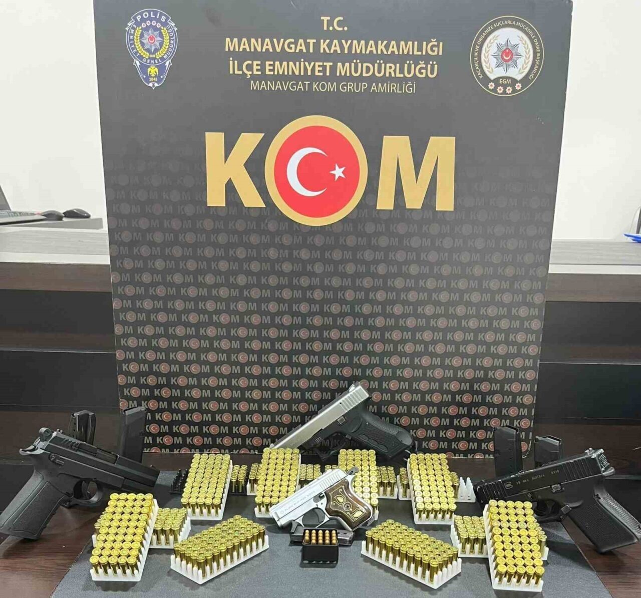 Antalya’da son bir haftada gerçekleştirilen operasyonlarda 5 kişi yakalanırken, bunlardan