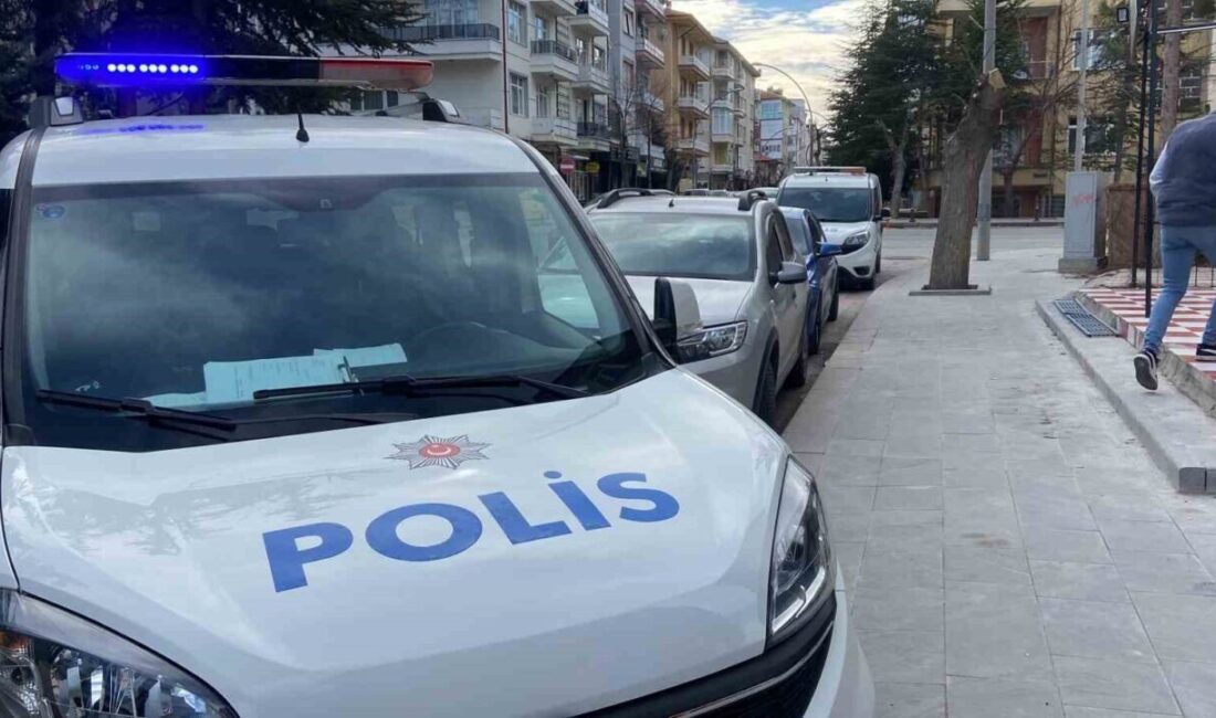 Karaman’da Yalnız Yaşayan 60 Yaşındaki Adam Evinde Ölü Bulundu Karaman'da yalnız yaşayan 60 yaşındaki Cafer Çetinbakış, yakınları tarafından evinde