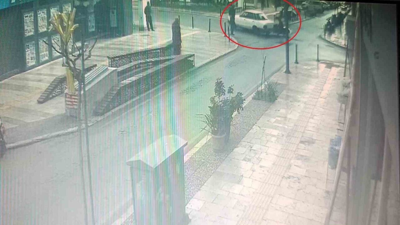Antalya'nın Manavgat ilçesinde meydana gelen kazada motosiklet sürücüsü Muhammet Furkan