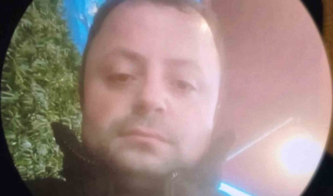 Bartın’da Kesim Yaparken Ağacın Altında Kalıp Yaralanan Orman İşçisi Hayatını Kaybetti Bartın'ın Ulus ilçesinde Kırık Dağı'nda ağaç keserken düşen orman işçisi