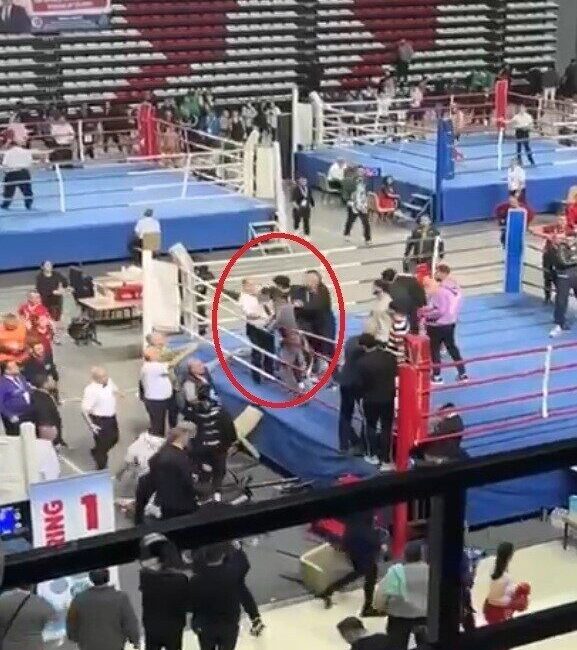 Antalya'da düzenlenen Türkiye Kick Boks Şampiyonası'nda bir sporcunun diskalifiye edilmesi