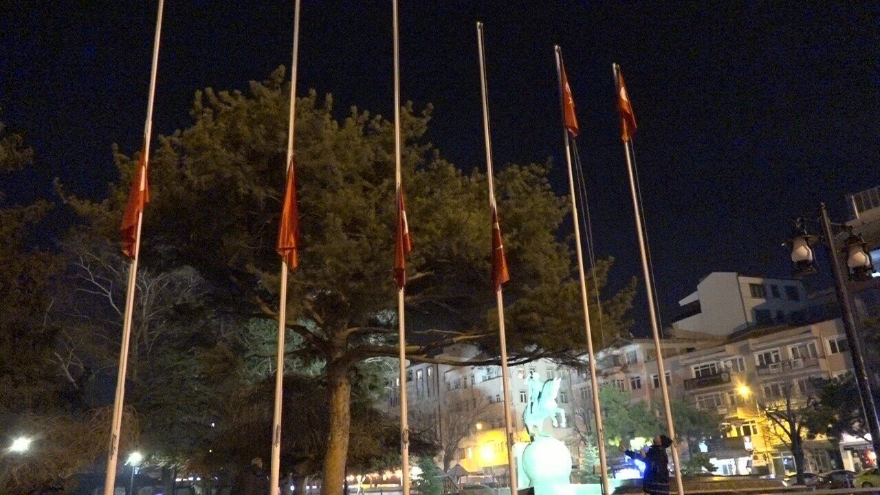 Cumhurbaşkanı Recep Tayyip Erdoğan, Bolu Kartalkaya Kayak Merkezi'ndeki otel yangınında