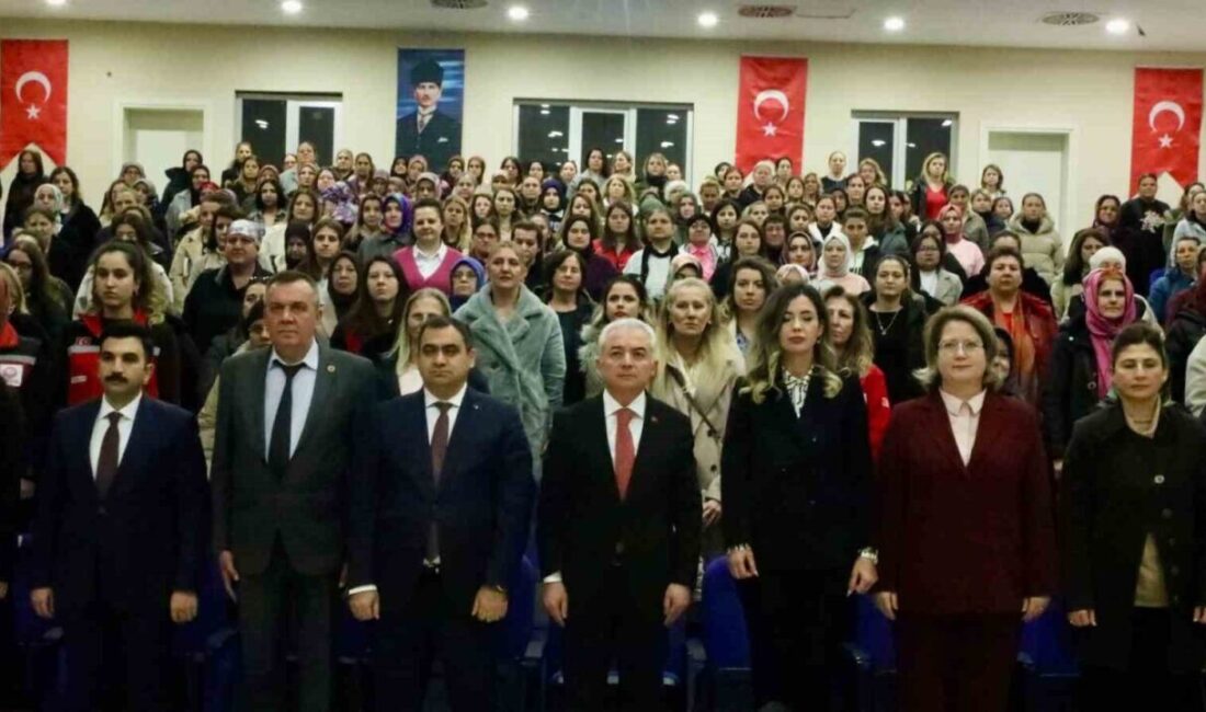 Kırklareli’nde “En İyi Narkotik Polisi Anne” Projesi Tanıtıldı Kırklareli'nin Vize ilçesinde "En İyi Narkotik Polisi Anne" projesi tanıtım
