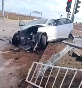 KIRKLARELİ’NDE OTOMOBİLLE KAMYONETİN ÇARPIŞTIĞI KAZADA 1 KİŞİ ÖLDÜ, 6 KİŞİ