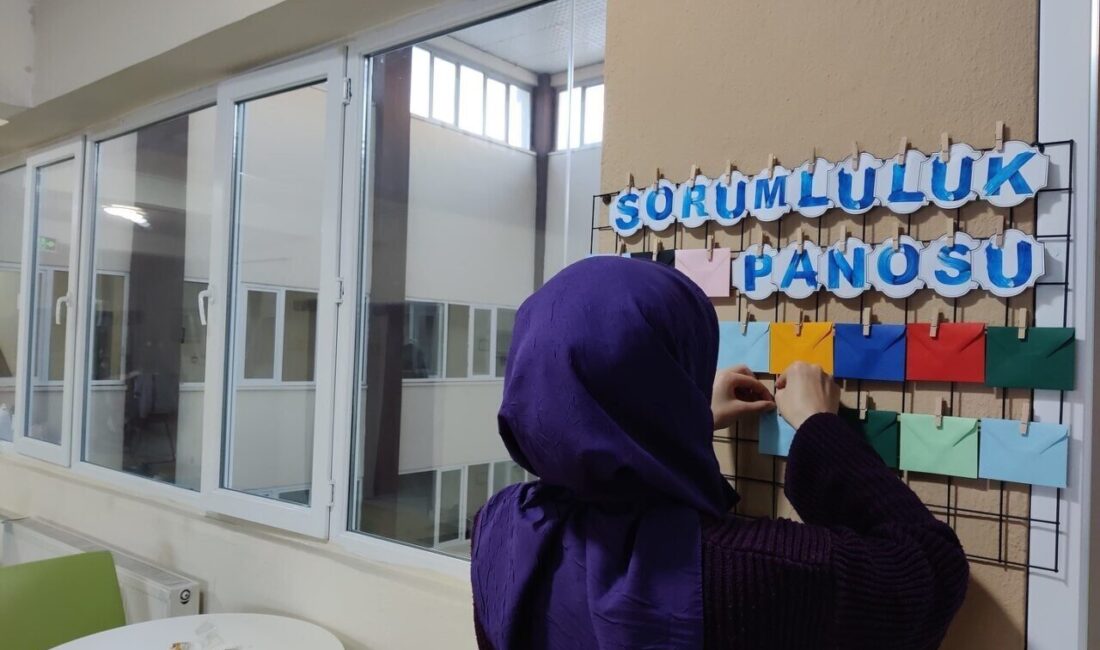 Erzurum Yükseköğrenim Kız Öğrenci Yurdu’nda Manevi ve Sosyal Destek İçin Üç Farklı Pano Hazırlanıyor Erzurum Yükseköğrenim Kız Öğrenci Yurdu, manevi ve sosyal gelişimi desteklemek