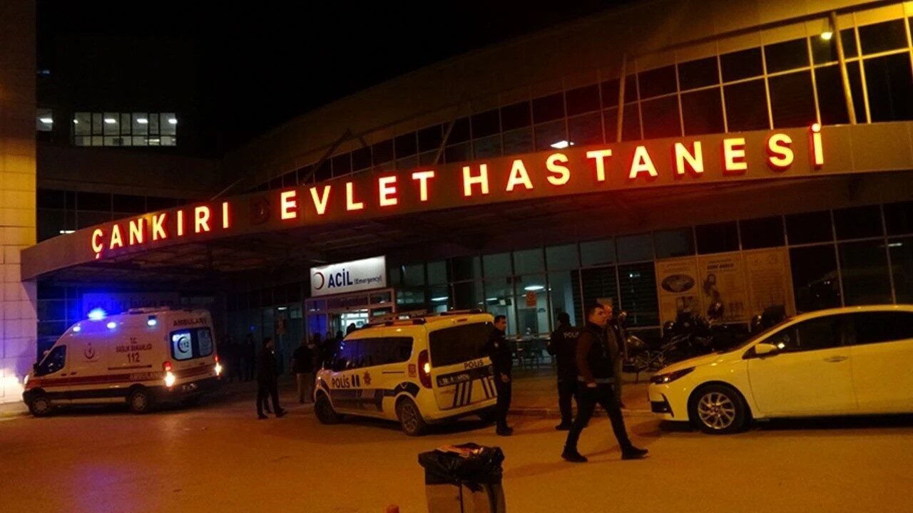 Çankırı'nın Kızılırmak ilçesinde kontrolden çıkan bir otomobil takla attı. Kazada