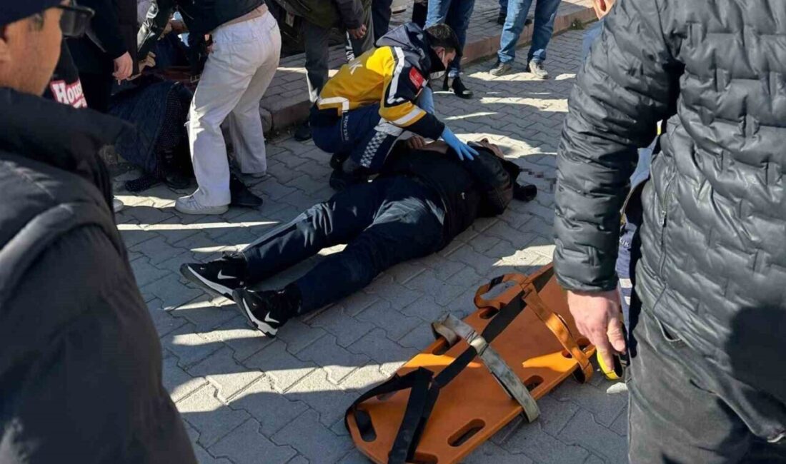 Akşehir’de otomobil ile motosikletin çarpışması sonucu 2 kişi yaralandı. Konya'nın Akşehir ilçesinde otomobil ve motosikletin çarpışması sonucu A.P. ve