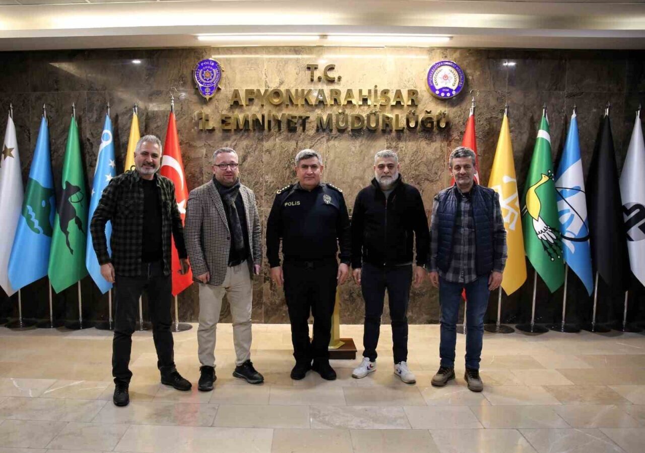 Manisalı gazeteciler, Ankara'daki Basın İlan Kurumu'nun 33. Dönem Genel Kurul