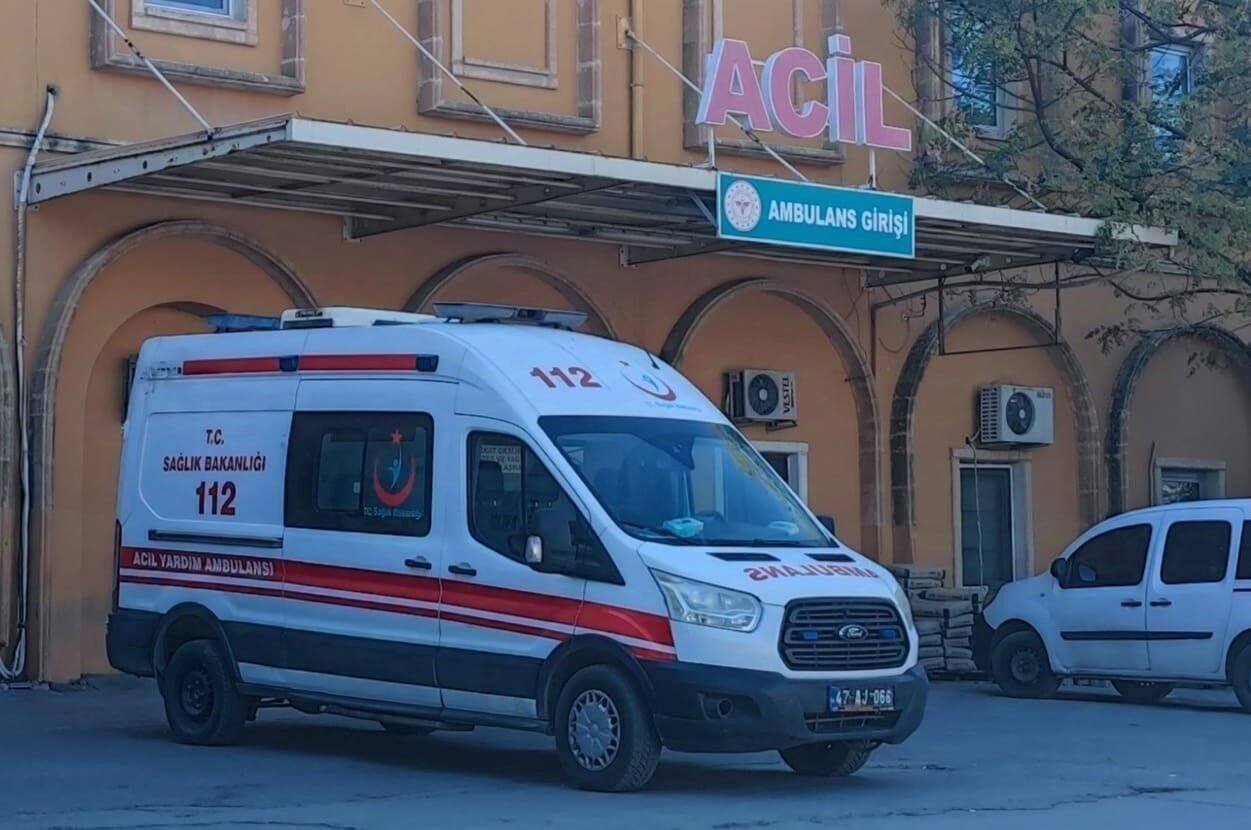 Mardin'in Kızıltepe ilçesinde bir otomobilin şarampole devrilmesi sonucu Mehdi Akdağ