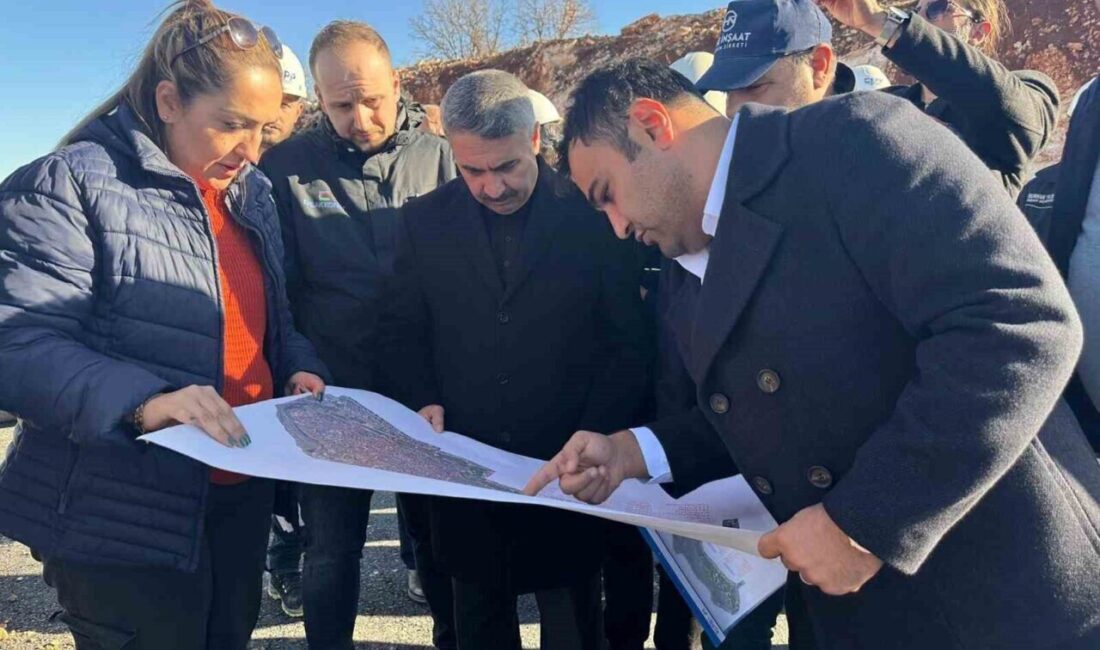 Mustafa Alkayış, Adıyaman’daki çevre yolu projesinin yüzde 80’inin tamamlandığını duyurdu AK Parti Adıyaman Milletvekili Mustafa Alkayış, 9 kilometrelik çevre yolu