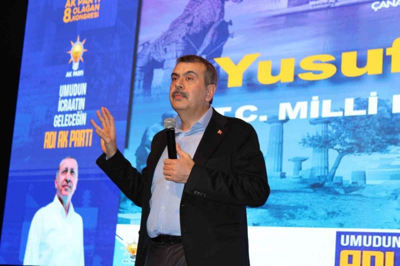 AK Parti Çanakkale 8’inci Olağan İl Kongresi'nde konuşan Milli Eğitim