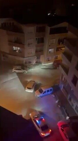 Bursa'nın Osmangazi ilçesinde, trafik polisinin "dur" ihtarına uymayan bir sürücü