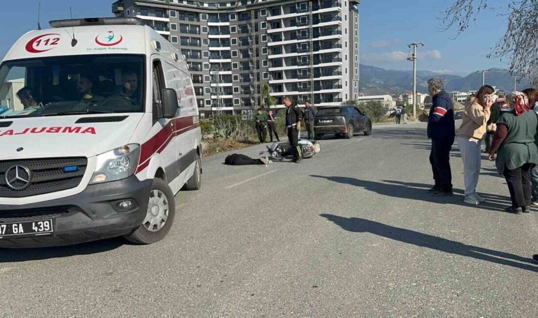 Gazipaşa’da Otomobil ve Motosikletlerin Çarpıştığı Kazada Bir Kişi Yaralandı Antalya'nın Gazipaşa ilçesinde otomobil ile iki motosikletin çarpışması sonucu Bahar