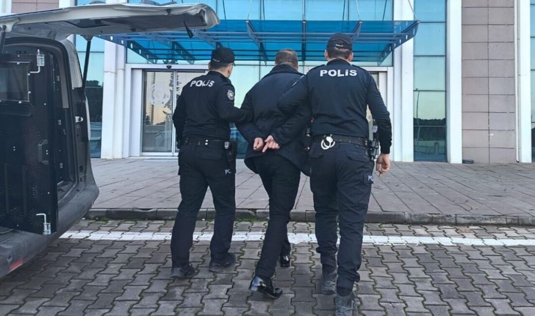 Samsun’da 13 yıl 11 ay 2 gün hapis cezası olan firari, polis operasyonuyla yakalandı. Samsun'da cezaevi firarisi A.O.K., "nitelikli yağma" suçundan 13 yıl 11