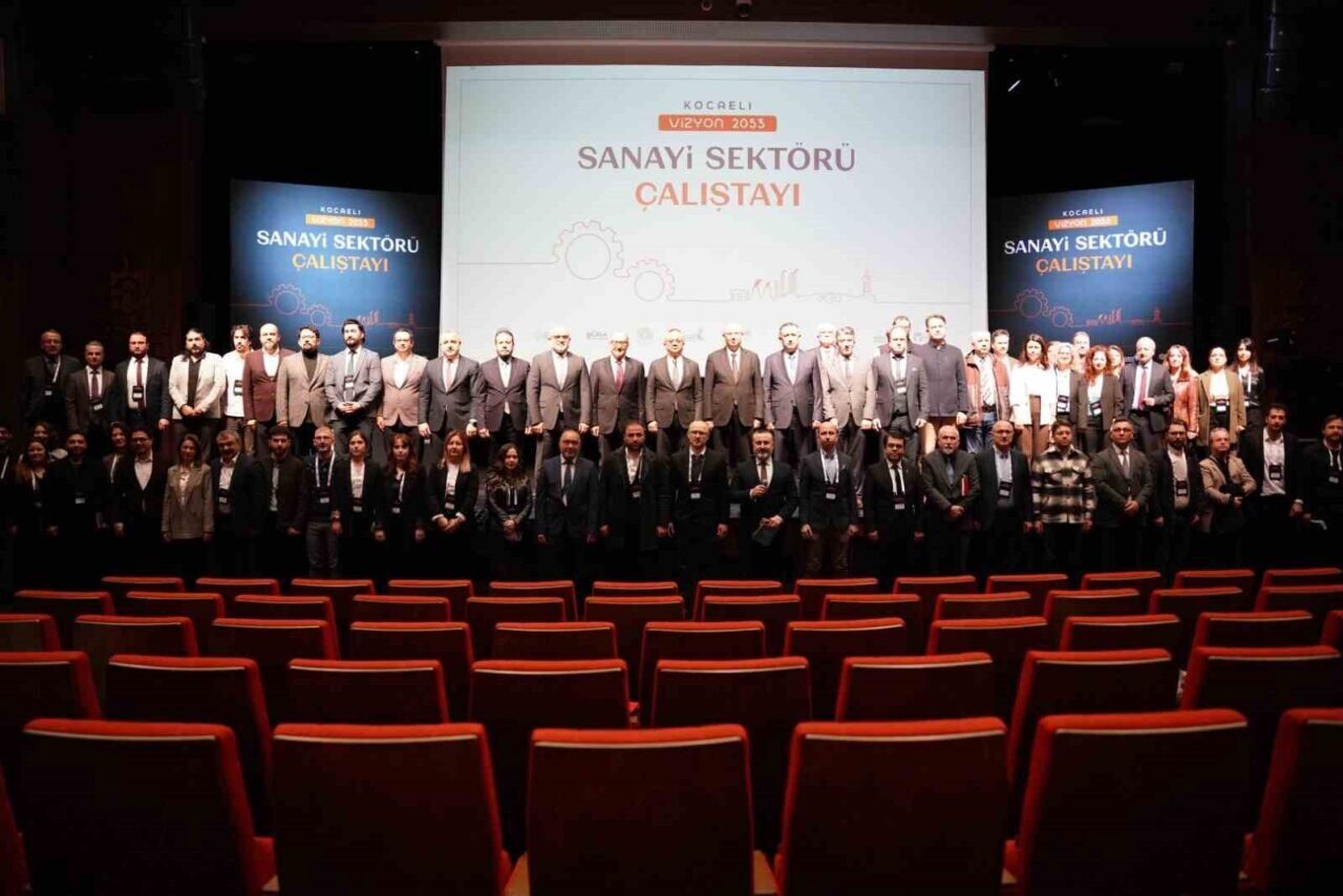 Kocaeli Üniversitesi Rektörü Prof. Dr. Nuh Zafer Cantürk, Kocaeli'de ihracatın