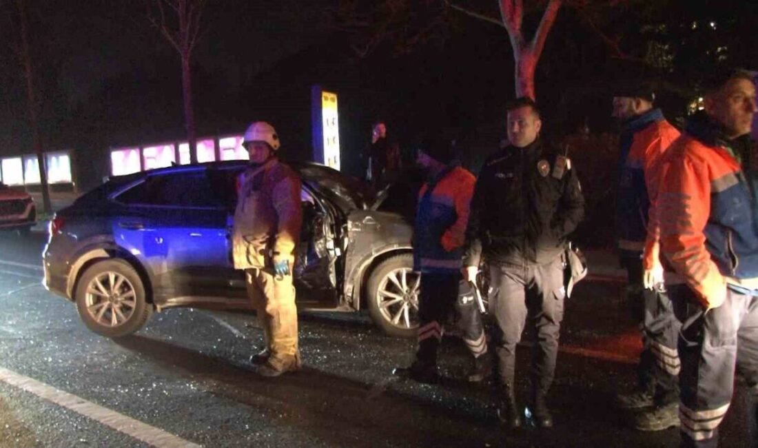 İstanbul Sarıyer'de 7 aracın karıştığı zincirleme trafik kazasında 3 kişi