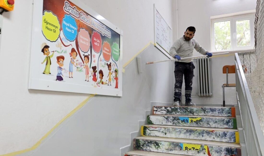 Yeniköy Atatürk Okulu, Şehzadeler Belediyesi Tarafından Sömestr Tatilinde Yenilendi Manisa'nın Şehzadeler ilçesindeki Yeniköy Atatürk İlkokulu ve Ortaokulu, sömestr tatilinde
