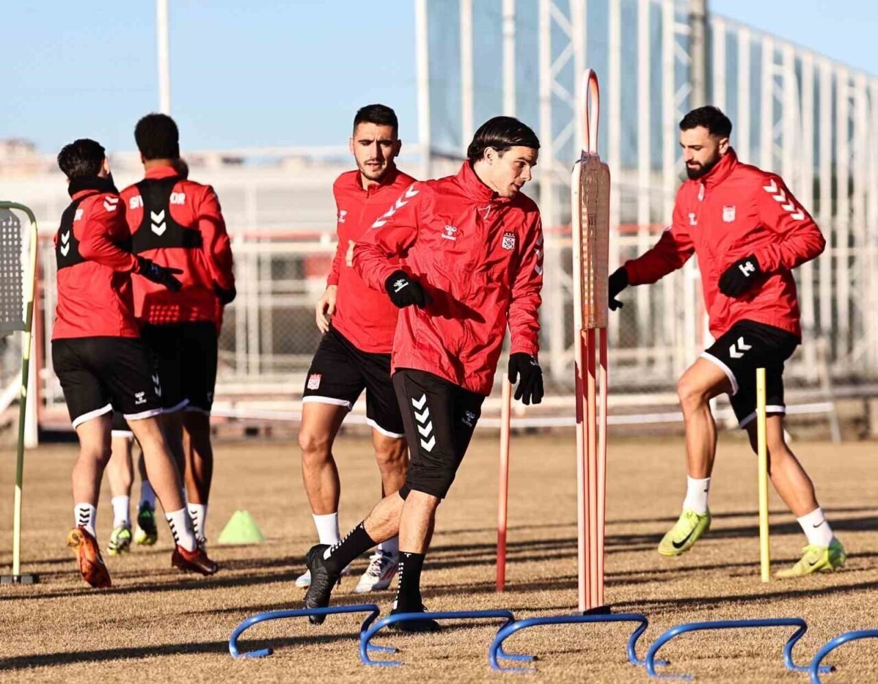 Sivasspor, 22. hafta maçı için Eyüpspor'a karşı hazırlıklara başladı. Kayserispor