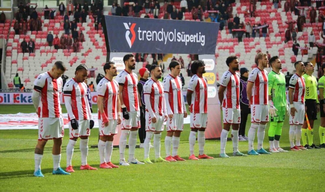 Sivasspor, Kayserispor’u 5-2 yenerek 8 maçlık galibiyet hasretine son verdi Sivasspor, Trendyol Süper Lig'in 21. haftasında Kayserispor'u 5-2 yenerek 8