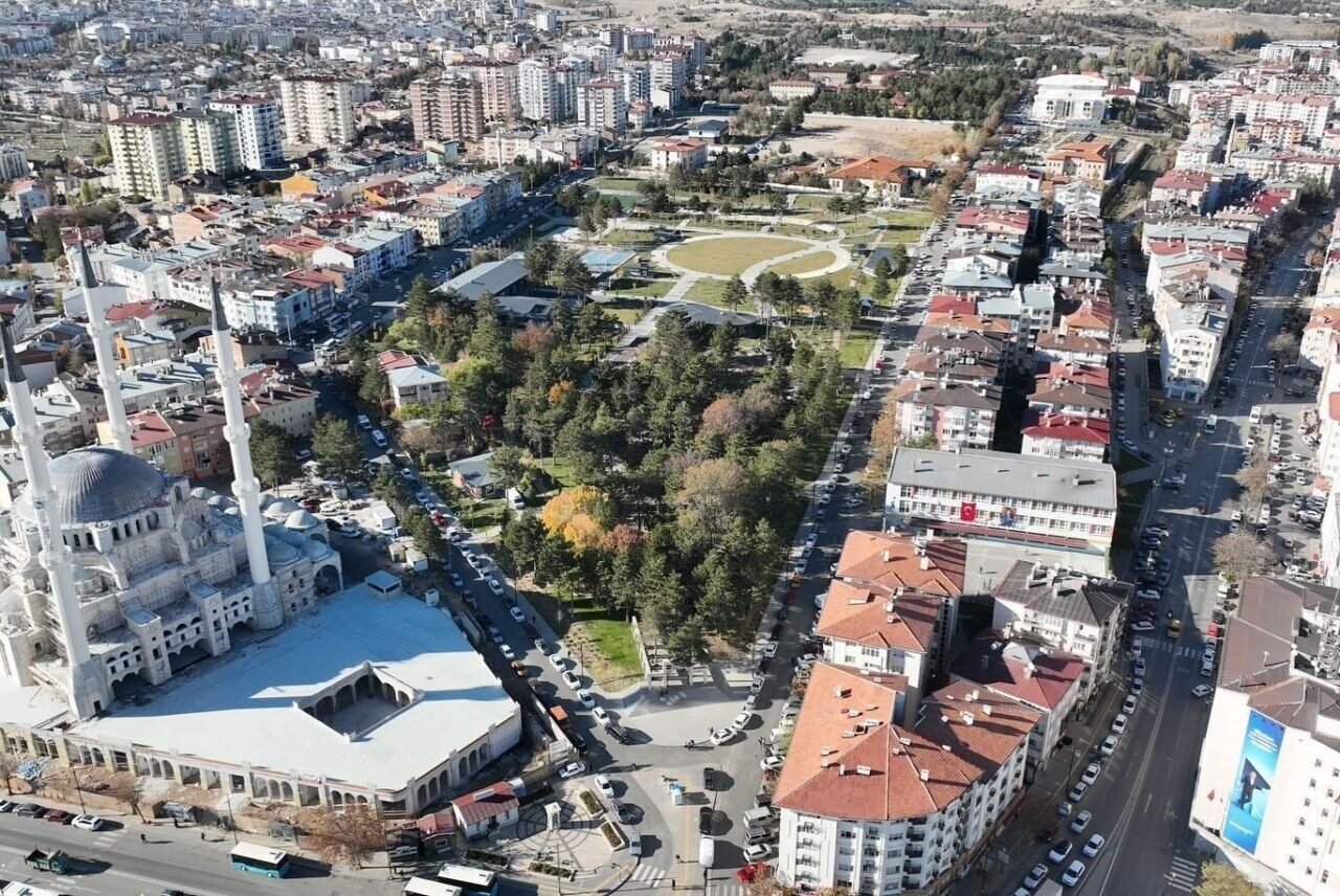 İçişleri Bakanlığı Göç İdaresi, Sivas'ta 2,806 Suriyeli'nin yaşadığını açıkladı. Sivas'ın